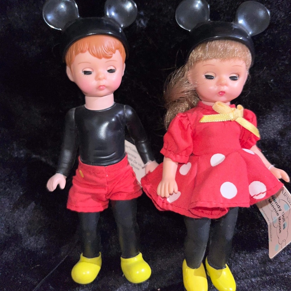 Mickey Mouse 🐁 dolls very old and worth some money 💰